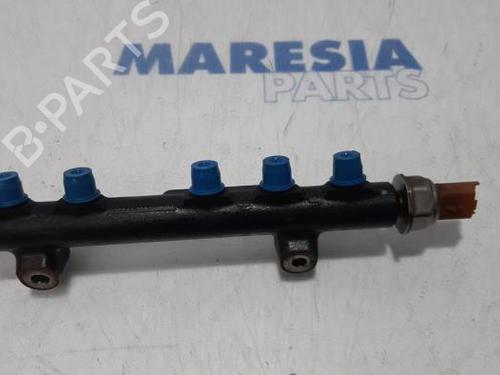 Used Injection rail PEUGEOT 308 II (LB_, LP_, LW_, LH_, L3_) 1.6 BlueHDi 120 (120 hp) 31509521