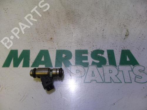 Used Injector FIAT PUNTO (188_) 1.2 60 (188.030, .050, .130, .150, .230, .250) (60 hp) 31472253