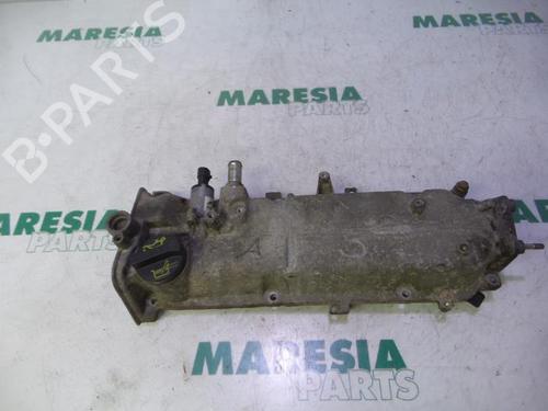 Used Valve cover FIAT 500 (312_) 1.2 (312AXA1A) (69 hp) 31392743