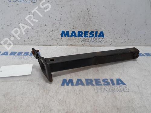 Used Subframe PEUGEOT 207 (WA_, WC_) 1.6 16V VTi (120 hp) 31447566