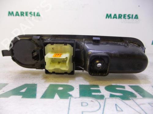 Switch RENAULT TWINGO III (BCM_, BCA_) 1.0 SCe 70 | BP31413667I30