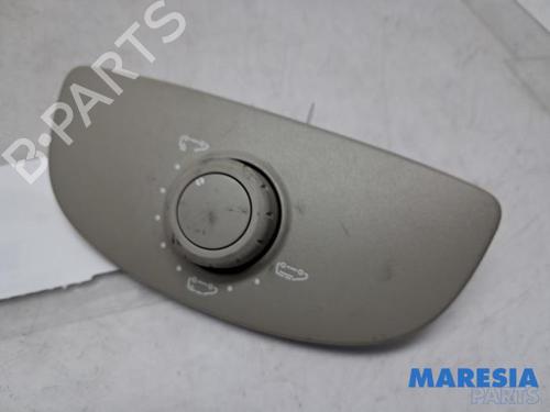 Interruttore Interruttore RENAULT ESPACE IV (JK0/1_) 2.0 (JK0K) (133 hp) 39896578 39896578