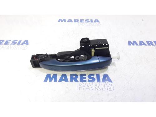 rear-right-exterior-door-handle-renault-megane-iv-grandtour-k9amn_-2016-31428124 main image