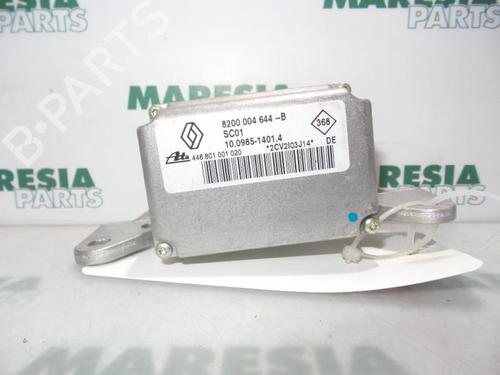 Módulo eletrónico RENAULT ESPACE IV (JK0/1_) 2.2 dCi (JK0H) (150 hp) 31433339