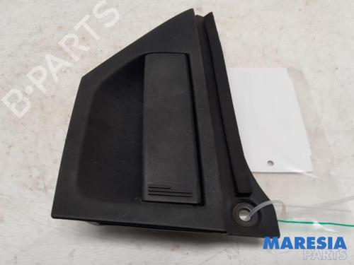 hjre-bagtil-udvendigt-handtag-renault-twingo-iii-bcm_-bca_-2014-31491031 main image