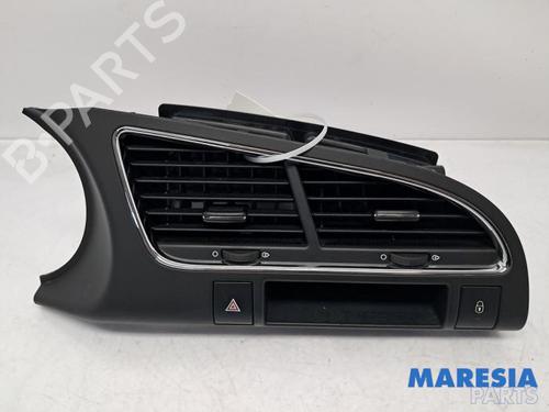 Used Air vent PEUGEOT 3008 I MPV (0U_) 1.6 VTi (120 hp) 31477302