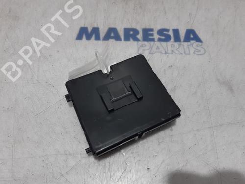 Used Electronic module RENAULT CLIO IV (BH_) 1.6 RS (BHJ4, BHJ6, BHMM) (200 hp) 31527357