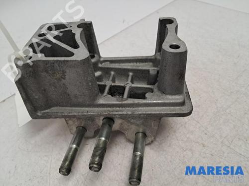 Used Gearbox mount ALFA ROMEO GIULIETTA (940_) 1.4 TB (940FXB1A, 940FXB11) (170 hp) 31495947