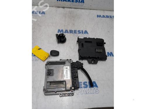 Used Engine control unit (ECU) RENAULT KANGOO Express (FW0/1_) 1.5 dCi 90 (FW0G, FW05, FW08, FW11) (90 hp) 31511745
