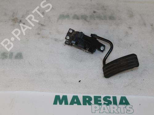 Used Electronic module RENAULT ESPACE IV (JK0/1_) 2.0 Turbo (JK0A, JK0B, JK0N) (163 hp) 31529326