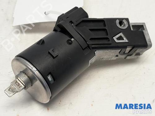 Used Ignition barrel PEUGEOT 208 I (CA_, CC_) 1.4 VTi (95 hp) 31479198