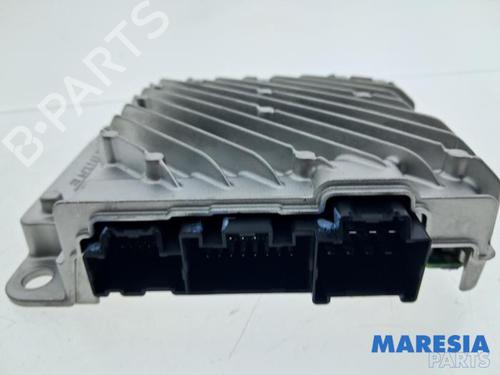 Used Electronic module Electronic module RENAULT CAPTUR II (HF_) TCe 160 (HFN1) (158 hp) 39932824 39932824