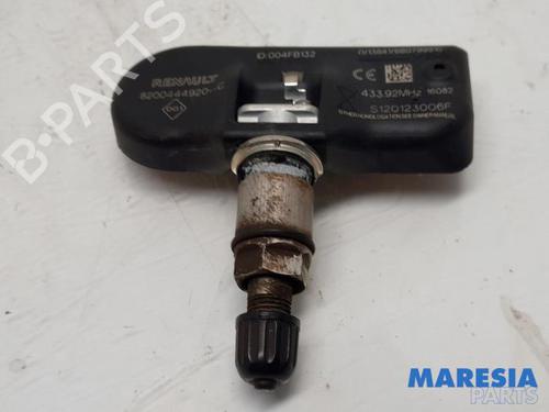Used Electronic sensor RENAULT GRAND SCÉNIC II (JM0/1_) 2.0 (163 hp) 31395257