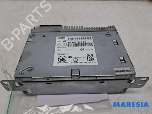 Used Radio PEUGEOT 308 SW II (LC_, LJ_, LR_, LX_, L4_) 1.6 BlueHDi 120 (120 hp) 31486615