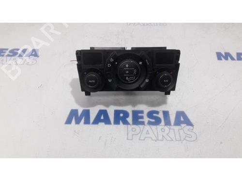 Used Climate control PEUGEOT 5008 (0U_, 0E_) 1.6 16V (120 hp) 31401634