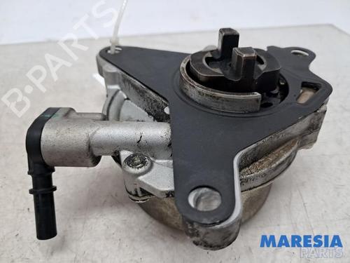 Used Vacuum pump Vacuum pump ALFA ROMEO GIULIETTA (940_) 1.4 TB (940FXB1A, 940FXB11) (170 hp) 40462785 40462785