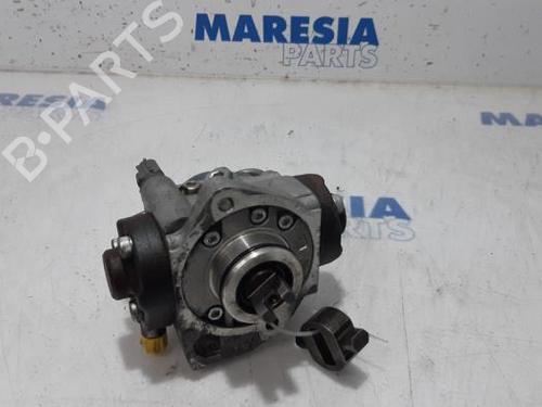 Used Fuel pump CITROËN JUMPER II Bus 2.2 HDi 120 (120 hp) 31489973