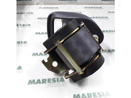 Used Rear center seatbelt RENAULT ESPACE III (JE0_) 2.0 (139 hp) 31450236