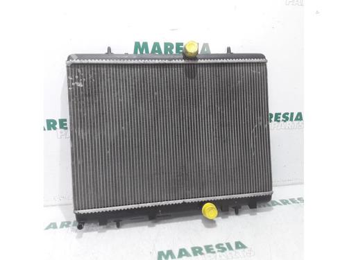 Used Water radiator PEUGEOT 5008 (0U_, 0E_) 1.6 HDi (112 hp) 31414528