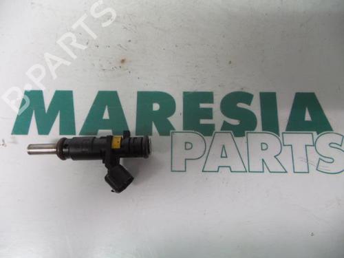 Inyector PEUGEOT 308 I (4A_, 4C_) 1.6 16V (120 hp) 31510409