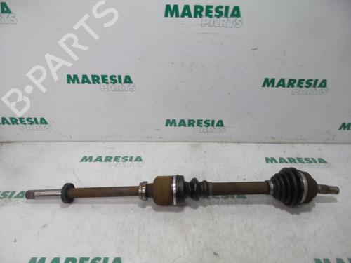 Used Right front driveshaft CITROËN BERLINGO / BERLINGO FIRST MPV (MF_, GJK_, GFK_) 1.6 16V (MFNFU) (109 hp) 31481811