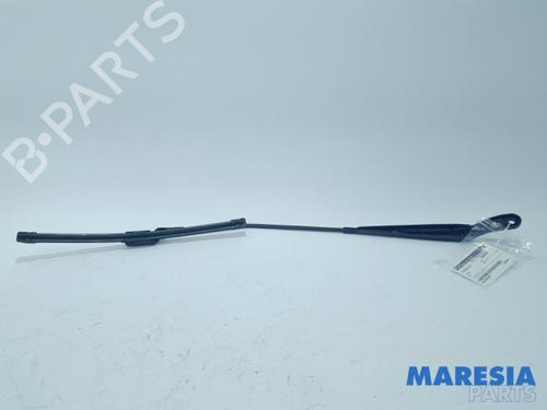 front-windshield-wiper-arm-peugeot-208-i-ca_-cc_-2012-2013-2014-2015-2016-2017-2018-2019-2020-2021-31464558 main image