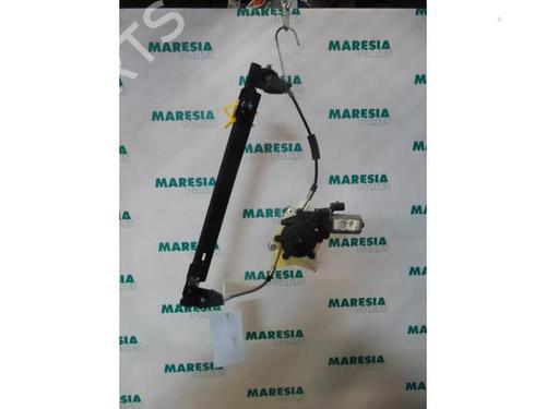 front-left-window-mechanism-alfa-romeo-156-sportwagon-932_-1997-1998-1999-2000-2001-2002-2003-2004-2005-2006-31507181 main image