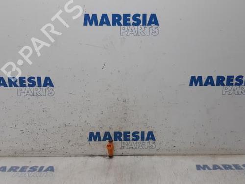 Used Injector CITROËN C3 II (SC_) 1.4 (73 hp) 31474508