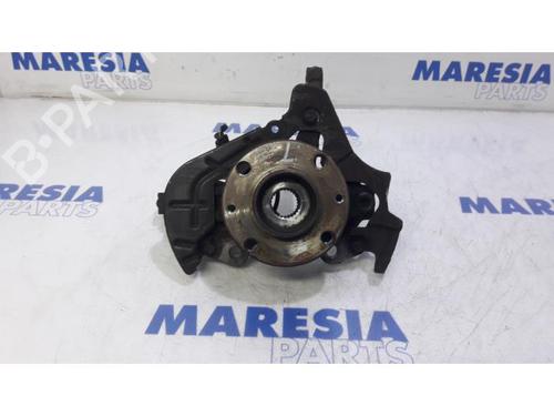 Used Left front steering knuckle FIAT PANDA (312_, 319_) 0.9 (312PXP1A) (60 hp) 31490352