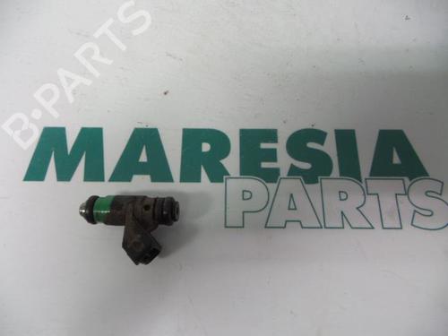 Used Injector RENAULT GRAND SCÉNIC II (JM0/1_) 2.0 (135 hp) 31385462