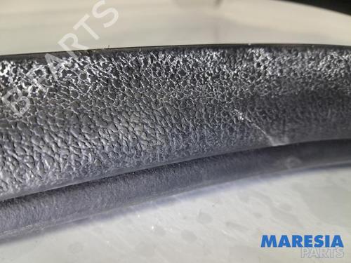 Rubber door seal ALFA ROMEO GIULIETTA (940_) 1.4 TB (940FXB1A, 940FXB11) | BP31468590C142