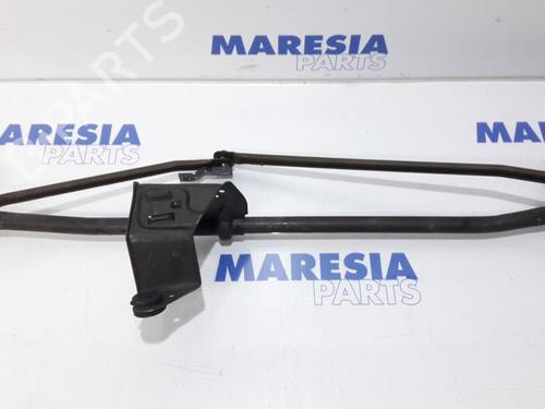 Used Front wipers mechanism RENAULT MASTER II Van (FD) 2.5 dCi 120 (FD0M, FD0U, FD0W, FD2M, FD2W, FD3M, FD3U,... (115 hp) 31404166
