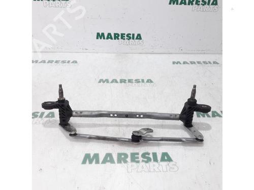 Used Front wipers mechanism FIAT 500 (312_) 1.3 D Multijet (312AXB1A) (75 hp) 31496316