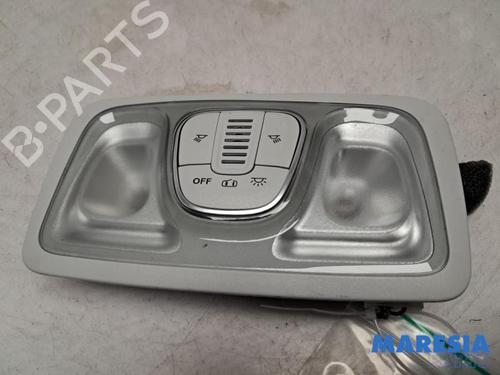 interior-roof-light-fiat-500l-351_-352_-2012-31433317 main image