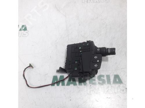 Used Steering column stalk RENAULT GRAND SCÉNIC II (JM0/1_) 2.0 (135 hp) 31386808