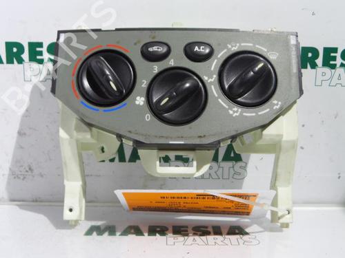 Used Climate control RENAULT TRAFIC II Van (FL) 2.0 dCi 90 (FL0H, FL00, FL01, FL0M, FL0P, FL0S) (90 hp) 31502454