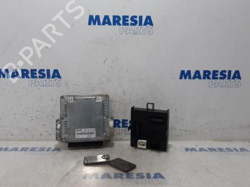 Used Engine control unit (ECU) RENAULT ESPACE IV (JK0/1_) 2.2 dCi (JK0H) (150 hp) 31509609