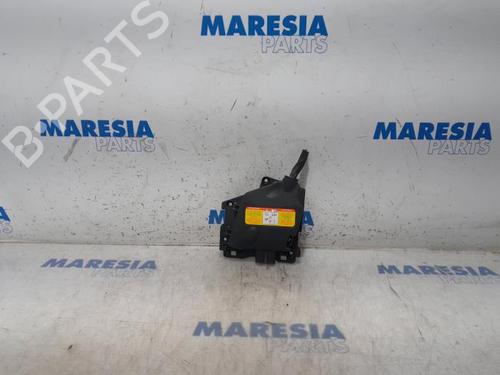 Used Fuse box CITROËN C3 II (SC_) 1.6 HDi (92 hp) 31425381