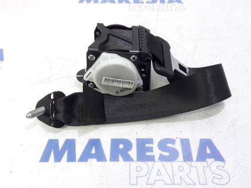 Used Rear right seatbelt RENAULT CAPTUR I (J5_, H5_) 1.2 TCe 120 (120 hp) 31441669