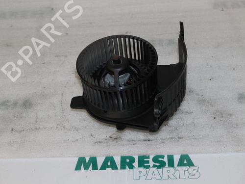 Used Heater blower motor RENAULT SCÉNIC II (JM0/1_) 1.5 dCi (JM1F) (86 hp) 31525588
