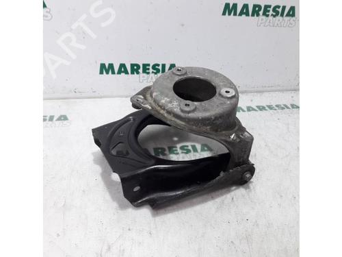 Used Left front suspension arm PEUGEOT 407 SW (6E_, 6D_) 2.0 HDi 135 (136 hp) 31427510