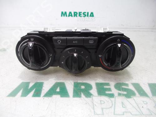 Used Climate control PEUGEOT 208 I (CA_, CC_) 1.0 VTi (68 hp) 31417710