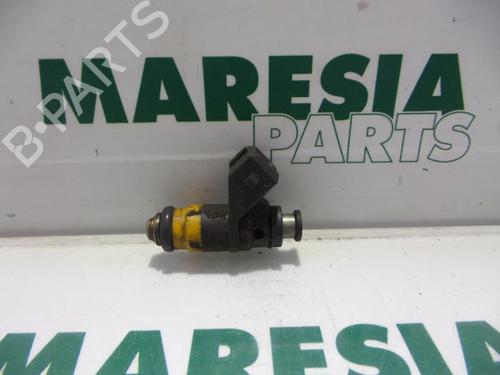 Used Injector RENAULT LAGUNA II Grandtour (KG0/1_) 1.6 16V (KG0A, KG0L) (107 hp) 31475953