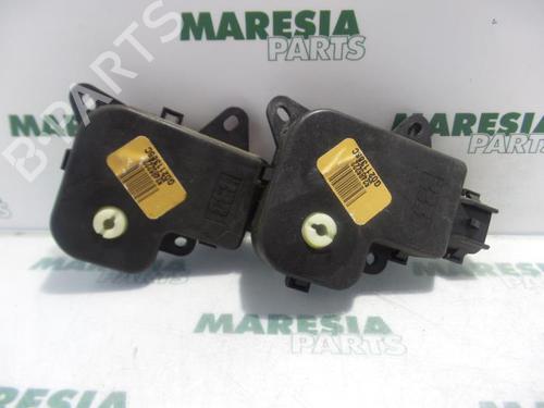 other-renault-laguna-ii-bg01_-2001-2002-2003-2004-2005-2006-2007-31497246 main image