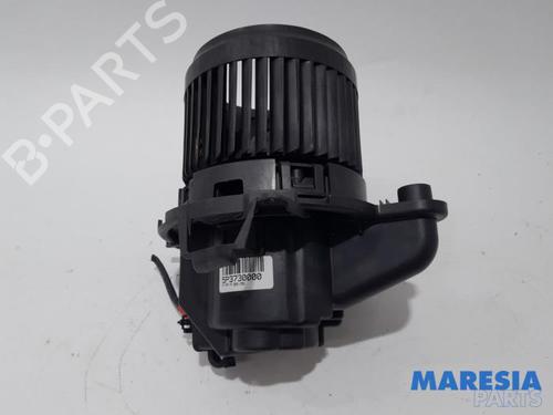 Used Heater blower motor RENAULT CAPTUR I (J5_, H5_) 0.9 TCe 90 (90 hp) 31428147