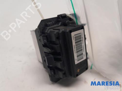 Electronic sensor PEUGEOT 208 I (CA_, CC_) 1.2 VTI 82 | BP31496122M84 - Image 3
