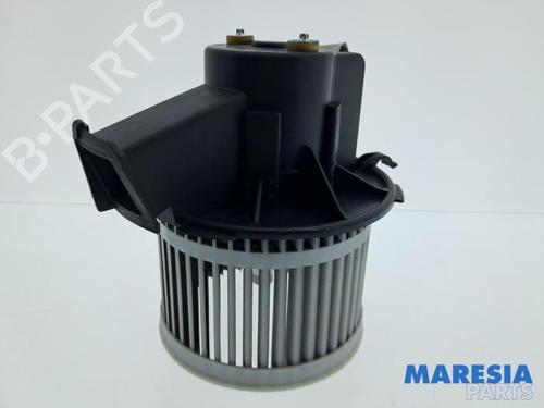Used Heater blower motor Heater blower motor FIAT 500 (312_) 1.2 (312AXA1A) (69 hp) 33296441 33296441