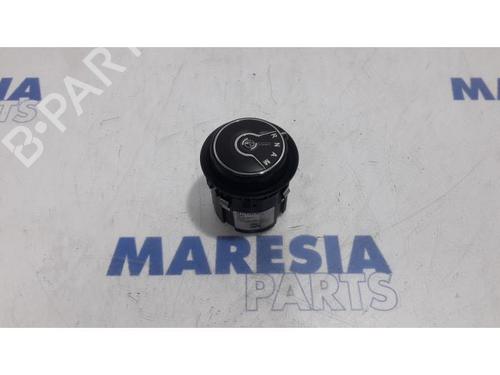 Used Switch CITROËN BERLINGO Box Body/MPV (B9) 1.6 HDi 90 (90 hp) 31423800