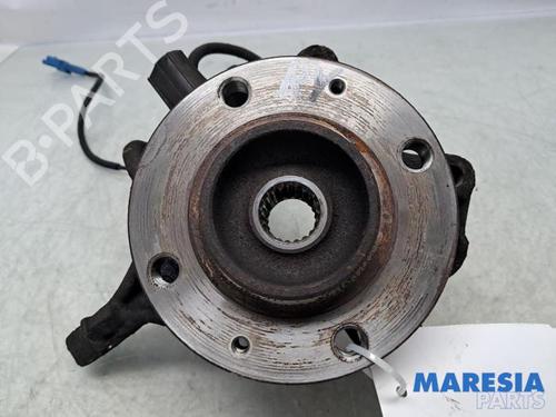 Used Right front steering knuckle CITROËN C3 II (SC_) 1.2 VTi 82 (82 hp) 32069147