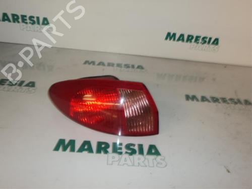 left-taillight-alfa-romeo-147-937_-2000-2001-2002-2003-2004-2005-2006-2007-2008-2009-2010-31395415 main image
